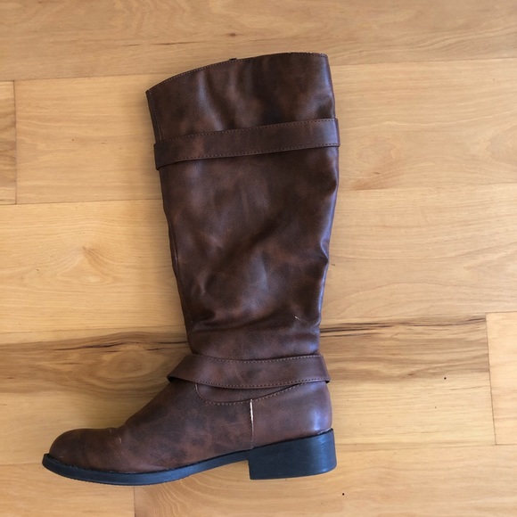 Brown Zip Boots - Picture 3 of 5